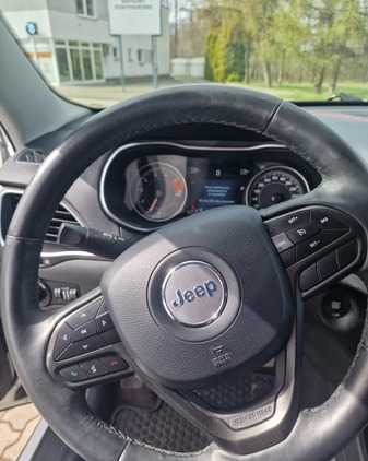 Jeep Cherokee cena 96000 przebieg: 72000, rok produkcji 2019 z Katowice małe 352